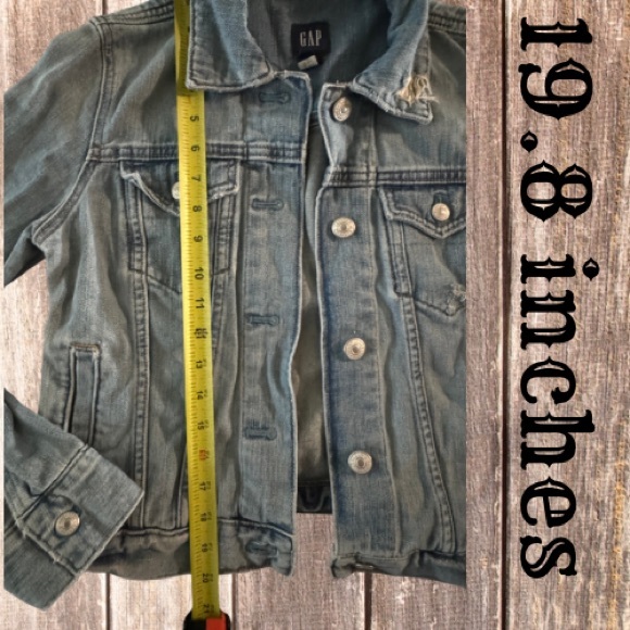 Women’s Distressed GAP Denim Blue Jean Jacket Size Small! - Picture 2 of 5
